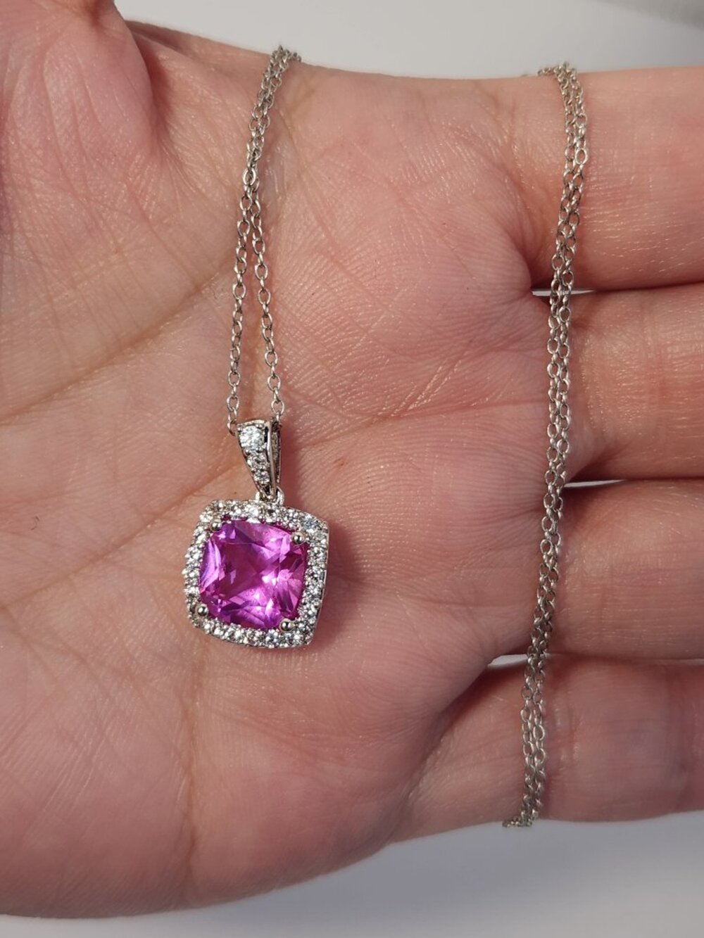 NIB Platinum / 925 Silver Vivid Pink Sapphire Cushion Halo Pendant Necklace 18"